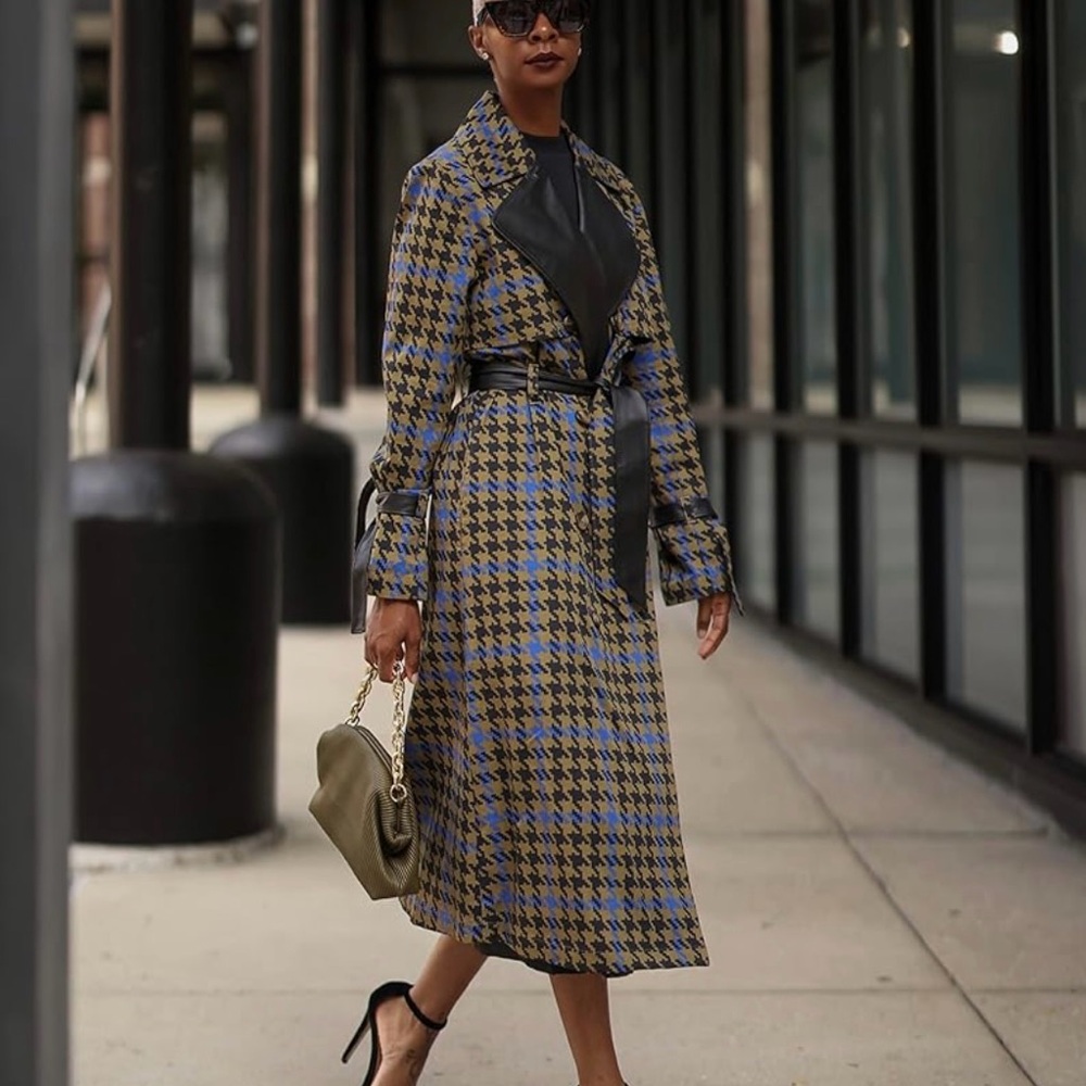Elegant Houndstooth Trench Coat
